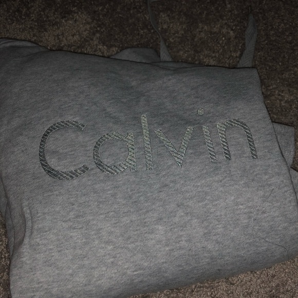 Calvin Klein Hoodie Pullovers - Picture 7 of 8